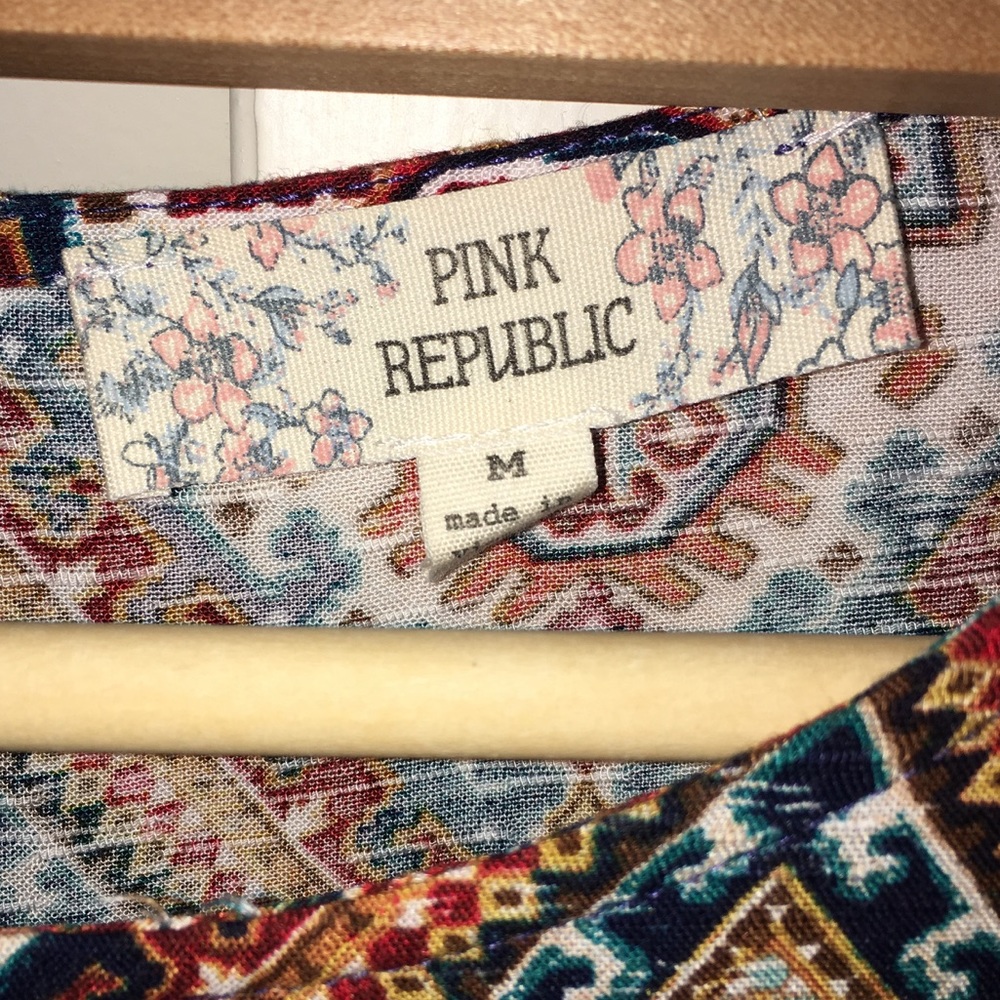 Pink Republic High-Low Aztec Top - Picture 5 of 5